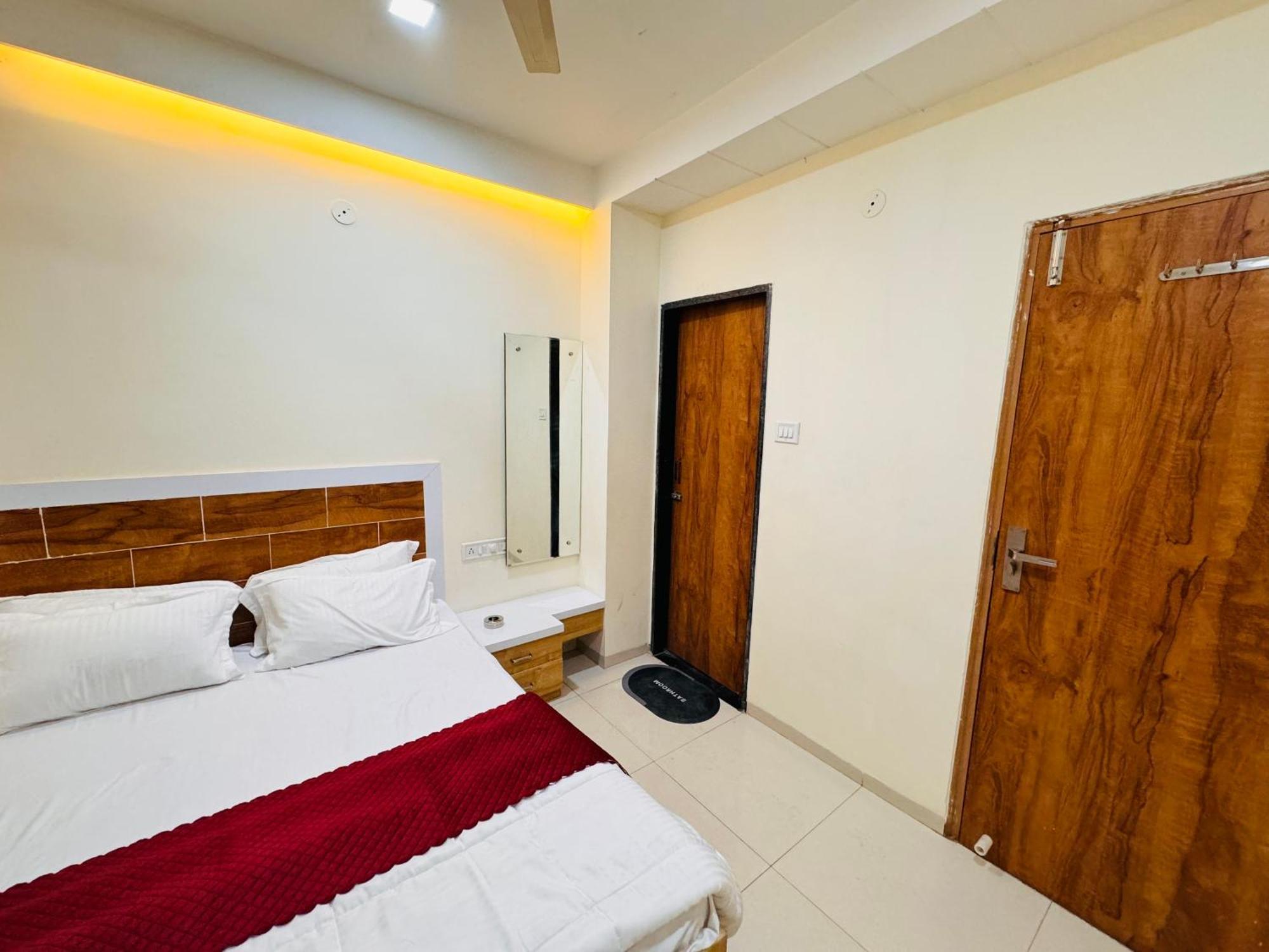Home Escape 1Bhk Apartment Near Bombay Hospital Indore Eksteriør bilde